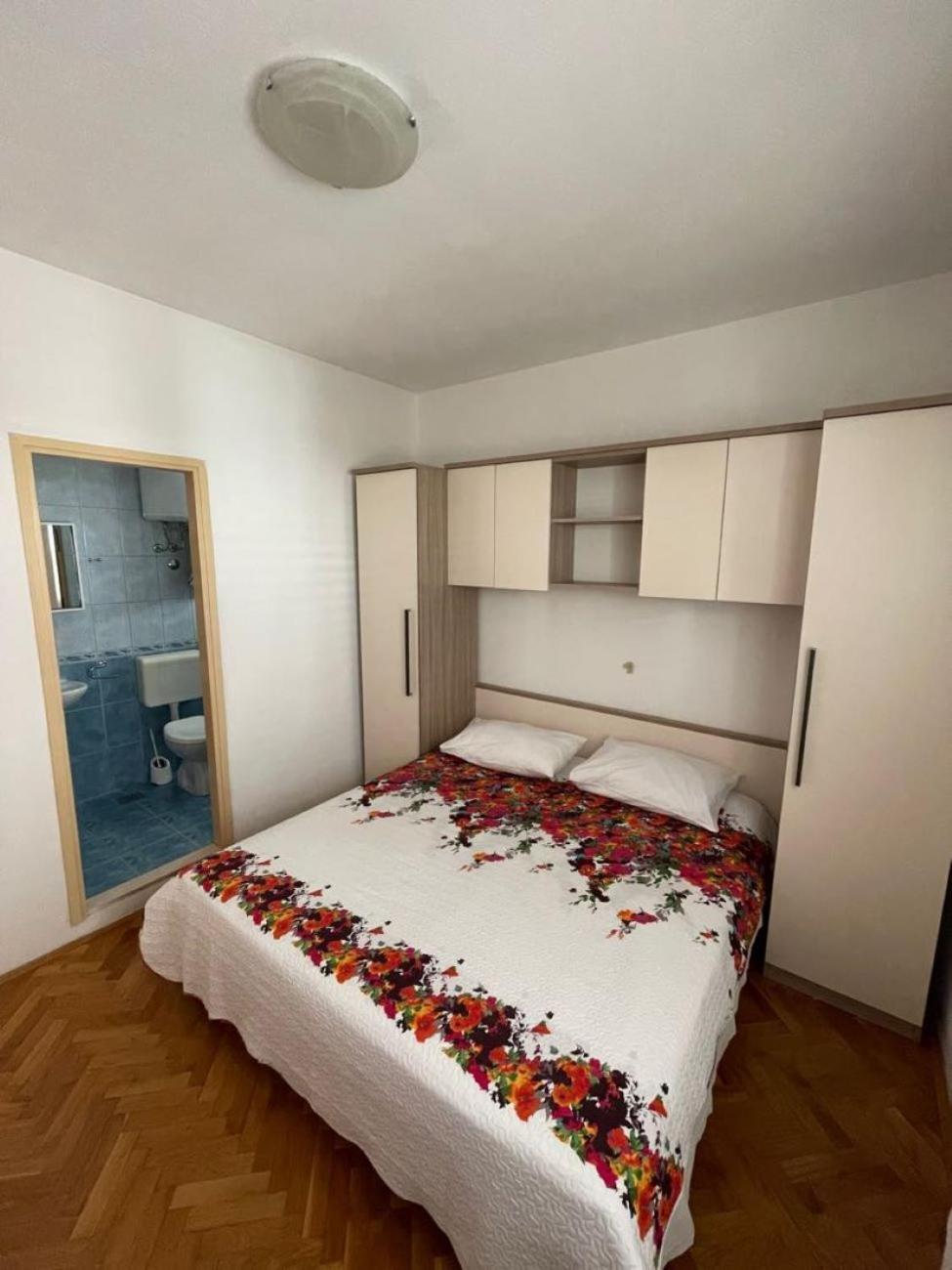 Apartment Martina 图彻皮 外观 照片